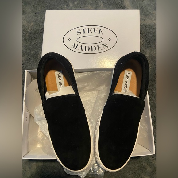 Steve Madden Shoes - Steve Madden Gills Sneakers